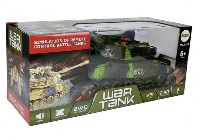 Velik R/C 2,4 Ghz daljinsko voden tank Luči Zvok Streljanje Zelena