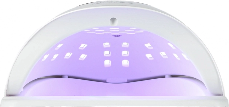 Hitro in enakomerno utrjevanje zahvaljujoč 45 LED