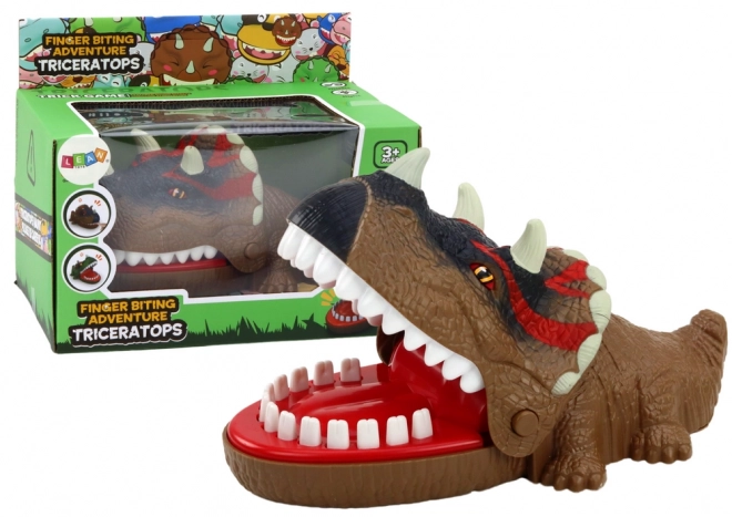 Grizli dinozaver triceratops