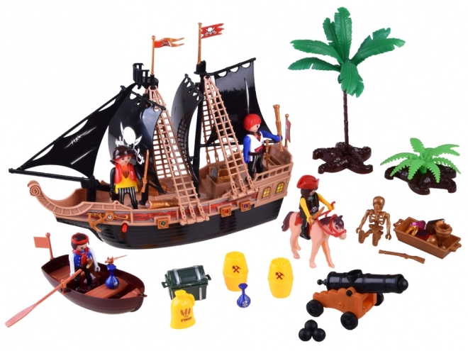 Pirati ladja s figurami in zvočnimi učinki