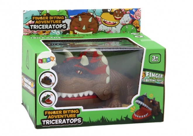 Grizli dinozaver triceratops