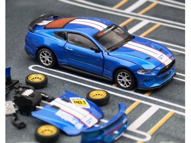 Kovinski avtomobilski tuning Ford Mustang GT