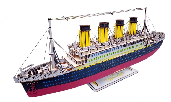 Lesena 3D sestavljanka Titanic