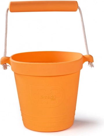 Silikonsko plažno vedro oranžno BIGJIGS TOYS
