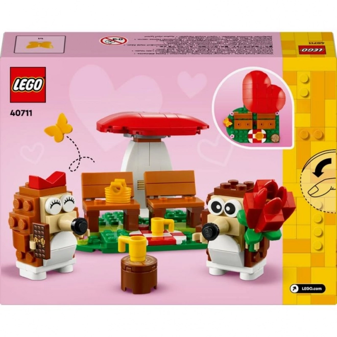 LEGO Ikonični romantični ježkov piknik