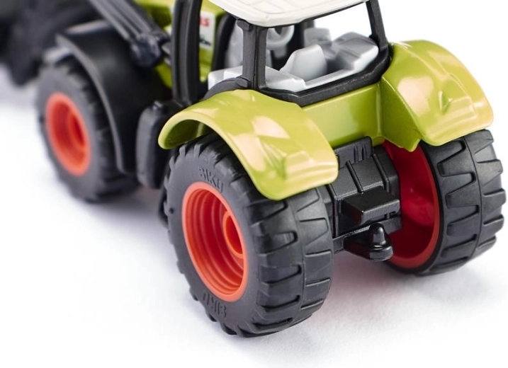 Gumijaste pnevmatike in zadnji priklop za prikolico