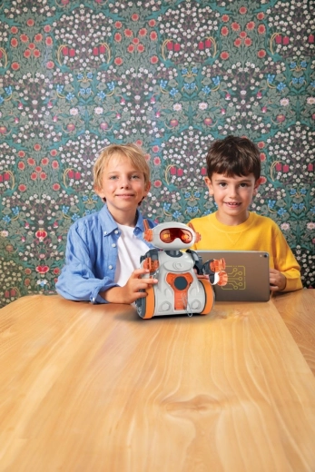 Aplikacija z načinom kodiranja in delovanja v realnem času