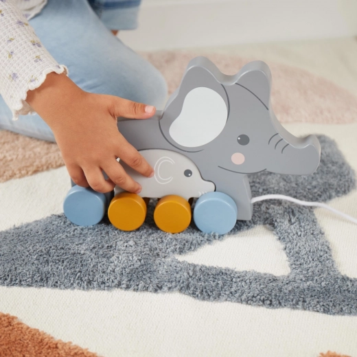 Odstranljiv mali slonček za več zabave