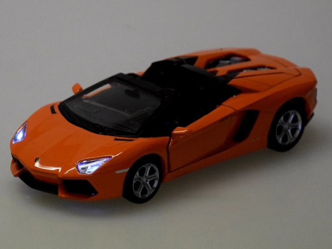 Interaktivni kovinski model avtomobila Lamborghini Aventador Roadster