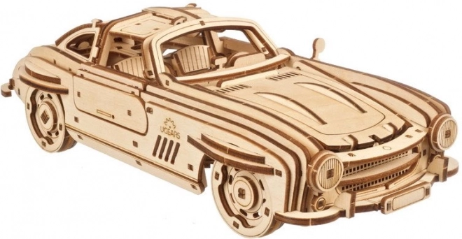 Ugears 3D lesena mehanska sestavljanka Auto Krilati Športni Coupe