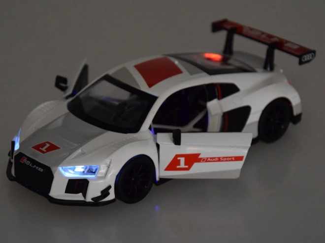 Kovinski model športnega avtomobila Audi R8 LMS v merilu 1:32