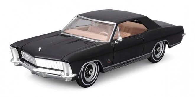 Sestavljen model Buick Riviera 1965 1/26 črn