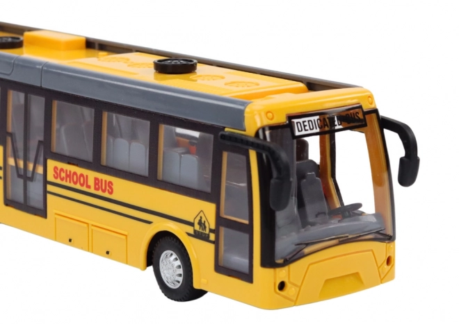 Šolski avtobus Daljinsko voden zgibni RC avtobus 1:32 rumeni
