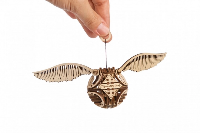 Ugears 3D lesena mehanska sestavljanka Zlatek, Harry Potter