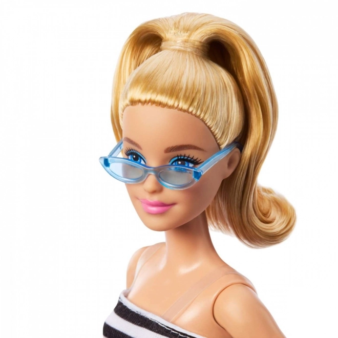 Barbie Fashionistas lutka v črtasti majici