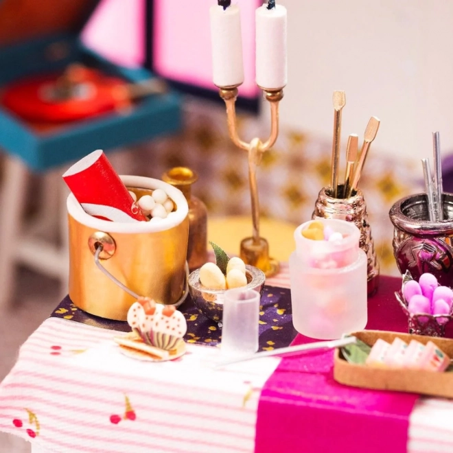 Miniatura hiške Party Jedilnica od Rolife