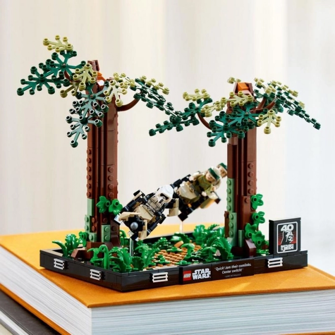 LEGO® Star Wars™ 75353 Preganjanje s spidrji na planetu Endor™ – diorama