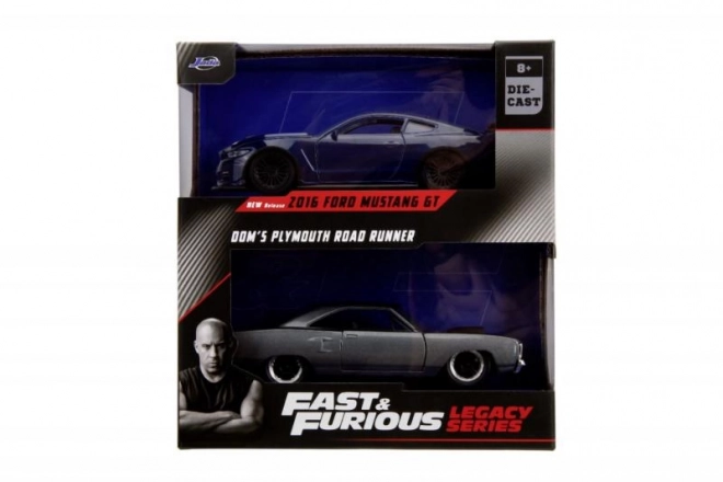 Dvojni paket modelov avtomobilov Ford Mustang GT350 in Plymouth Road Runner iz Hitri in drzni