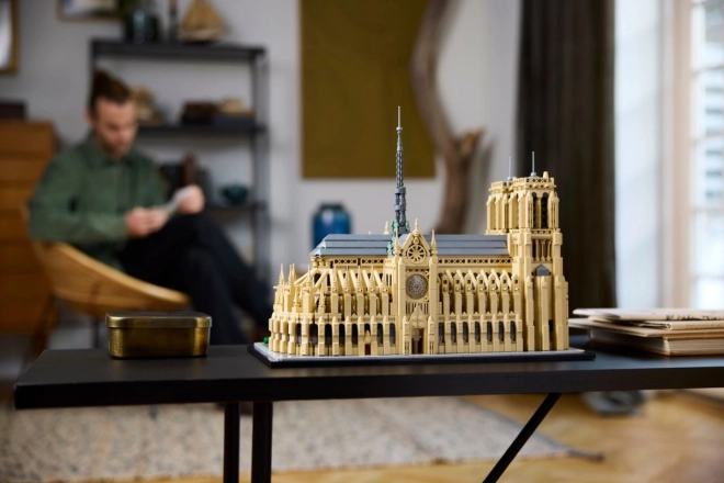 Komplet za sestavljanje LEGO Architecture Katedrala Notre-Dame