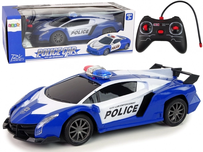 Policijski dirkalni avto na daljinsko upravljanje z LED lučmi in akumulatorjem 1:16