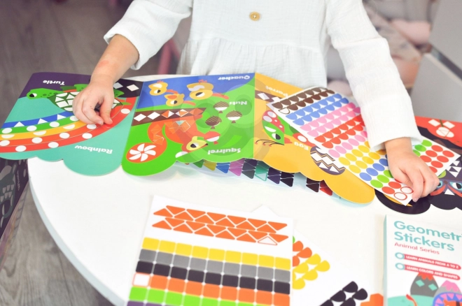 Geometrijske nalepke živali Woopie za kreativno učenje