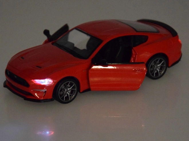 Kovinski model Ford Mustang GT 2018