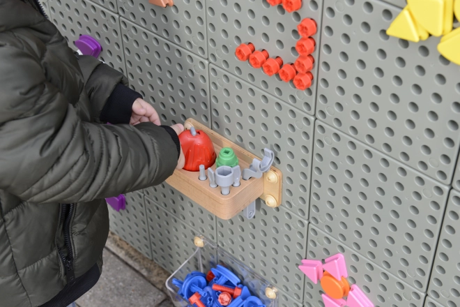 Masterkidz orodje z vrtalnikom in 8 elementi za znanstveno-kreativno ploščo STEM