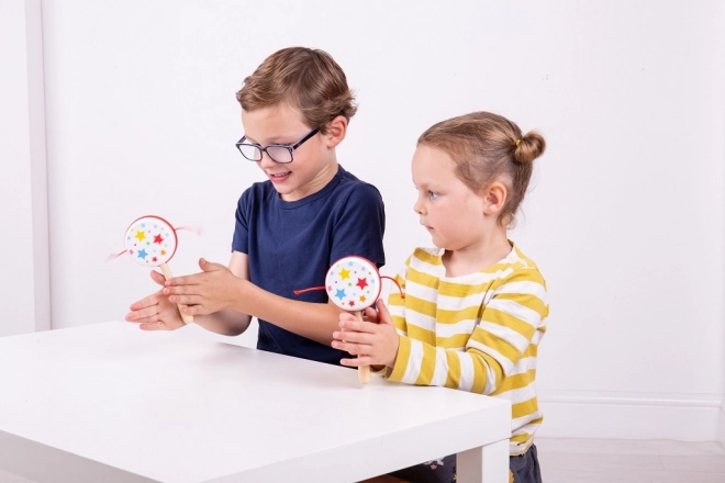 Bigjigs Toys Leseni rotacijski boben zvezdice 1 kos