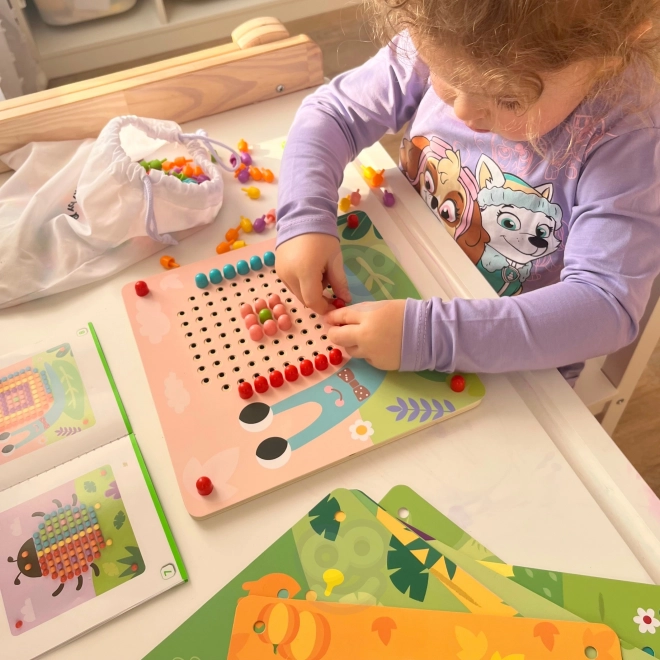 Lesena sestavljanka s kljukicami znamke Tooky Toy