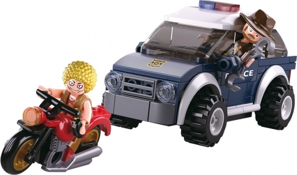 Sluban policija terenec in tat na motorju
