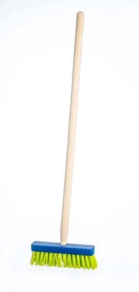 Modra metla z lesenim ročajem - 80 cm