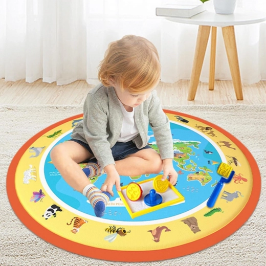 Izobraževalni zemljevid sveta z živalmi