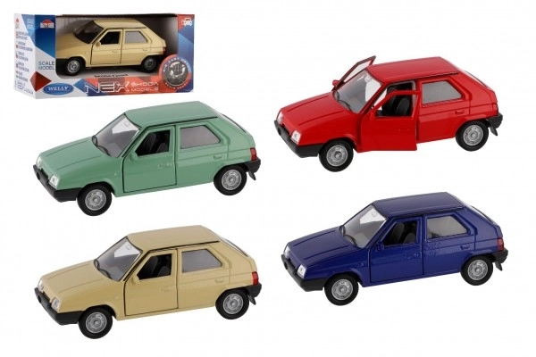Auto Welly Škoda Favorit kov/plast 11cm 1:34 na prosti tek možnost 4 barv škatlica 15x7x7cm