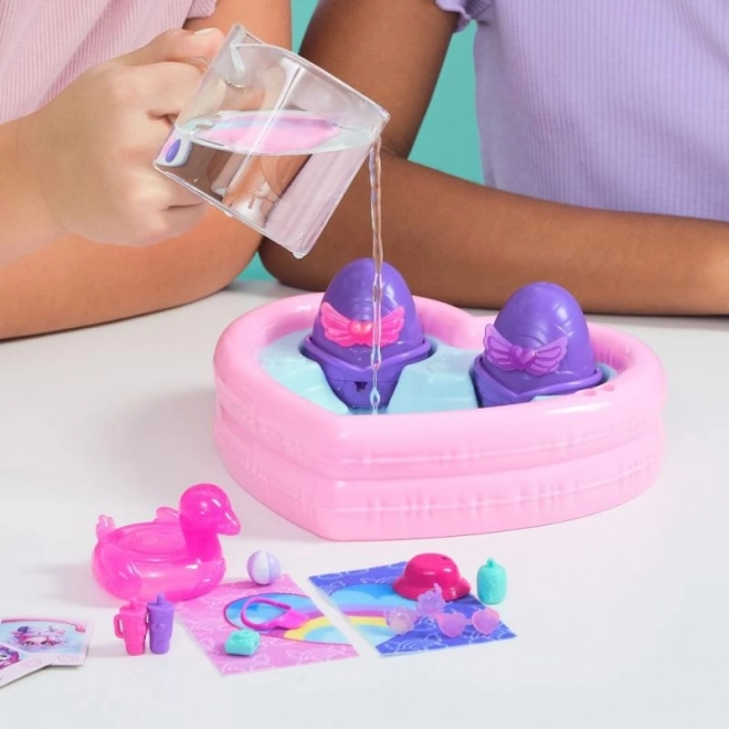 Živalce Hatchimals na bazenski zabavi