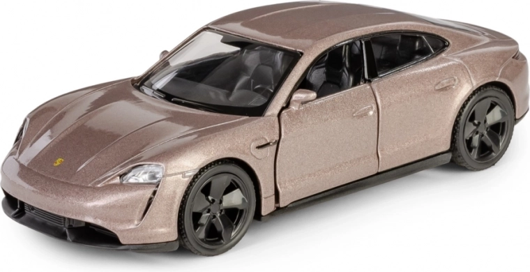 Pull-back pogon za živahno zabavo