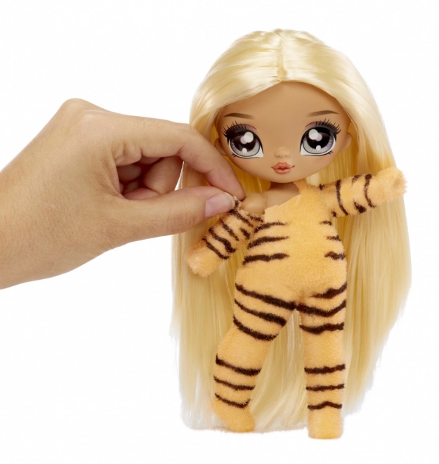 Na! Na! Na! Tiger Girl Prijetna Kosmata Presenečenja