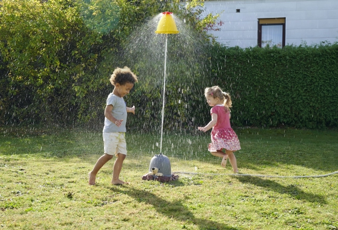 Otroška vodna brizgalka Krtko Aquaplay