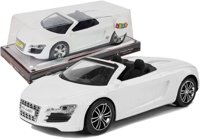 Beli kabriolet avto s potegom 1:18