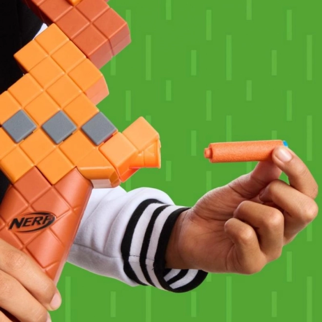 Nerf lok Minecraft od Hasbro