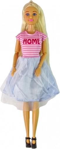 Modna punčka z dolgimi lasmi