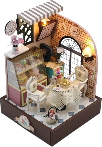 Miniaturna hišica Postaja pri sladkorni torti – 2Kids Toys