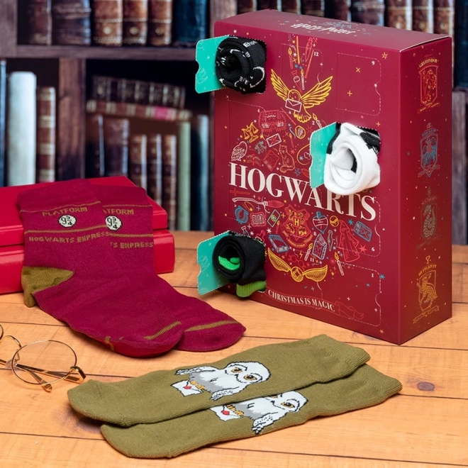 Adventni koledar HARRY POTTER – nogavice, 12 parov (vel. 36–41)