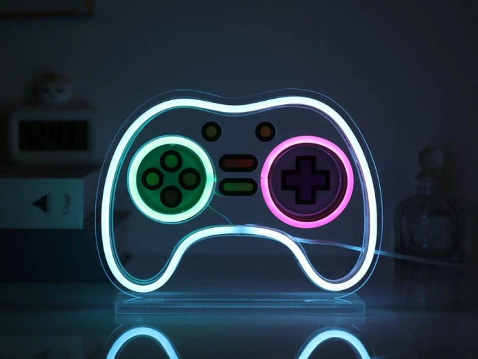 Neonska LED svetilka v obliki igralnega krmilnika