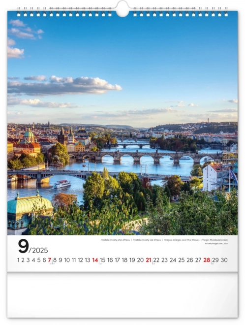 Stenski koledar Praga 2025, 30 × 34 cm