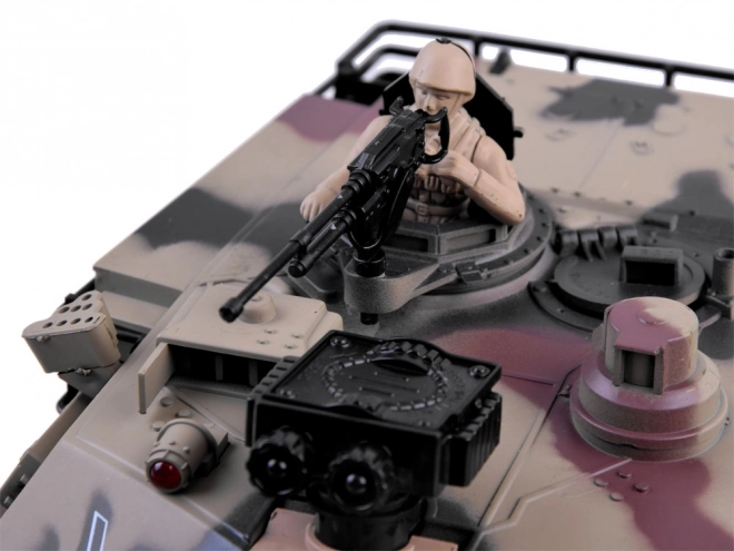 Velik daljinsko voden tank US M1A2