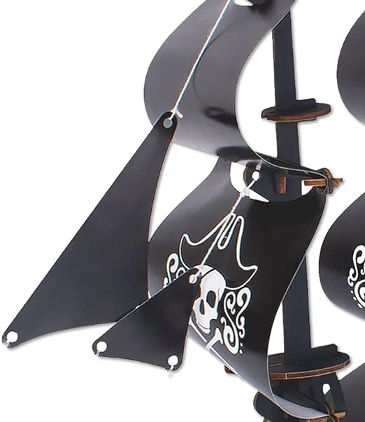 Lesena 3D sestavljanka Piratska ladja Črna biser