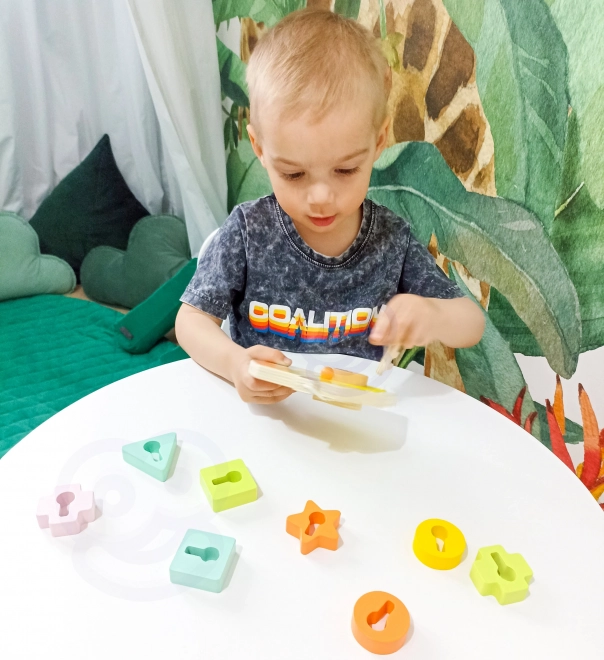 Classic World Montessori leseno nizanje ključi in vrata 11 kos
