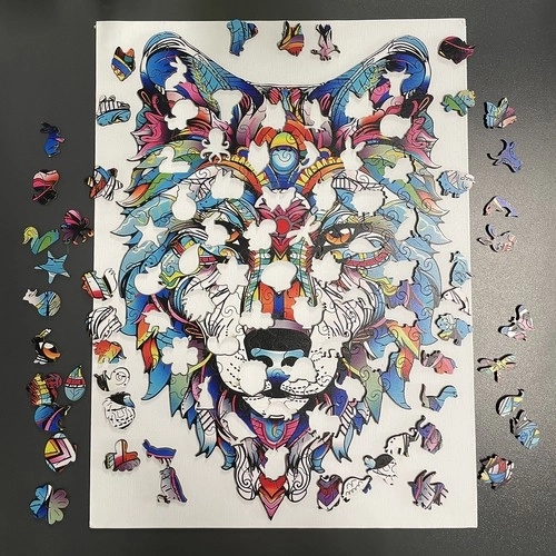 Lesne puzzle Kruzzel volčji motiv