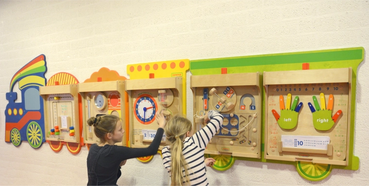 Pet okvirjev za pester program