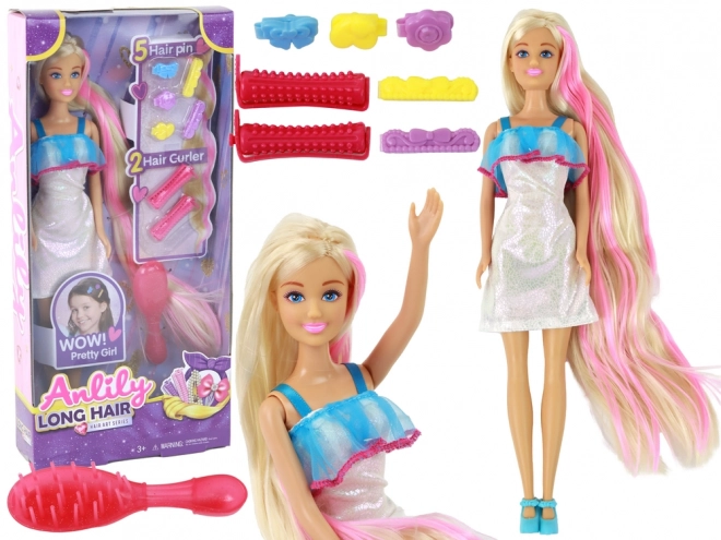 Punčka Anlily z dolgimi blond lasmi - stilistični komplet
